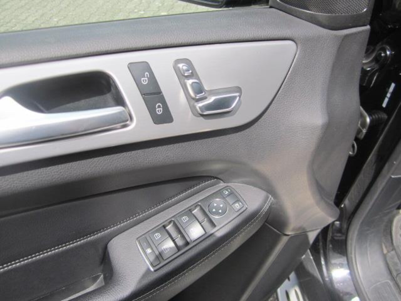 Mercedes-Benz GLE-Klasse - 500 4MATIC 500 4MATIC 455 PK