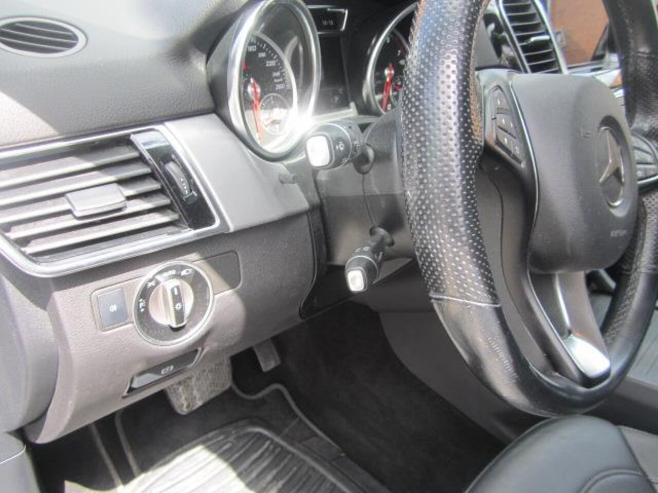 Mercedes-Benz GLE-Klasse - 500 4MATIC 500 4MATIC 455 PK
