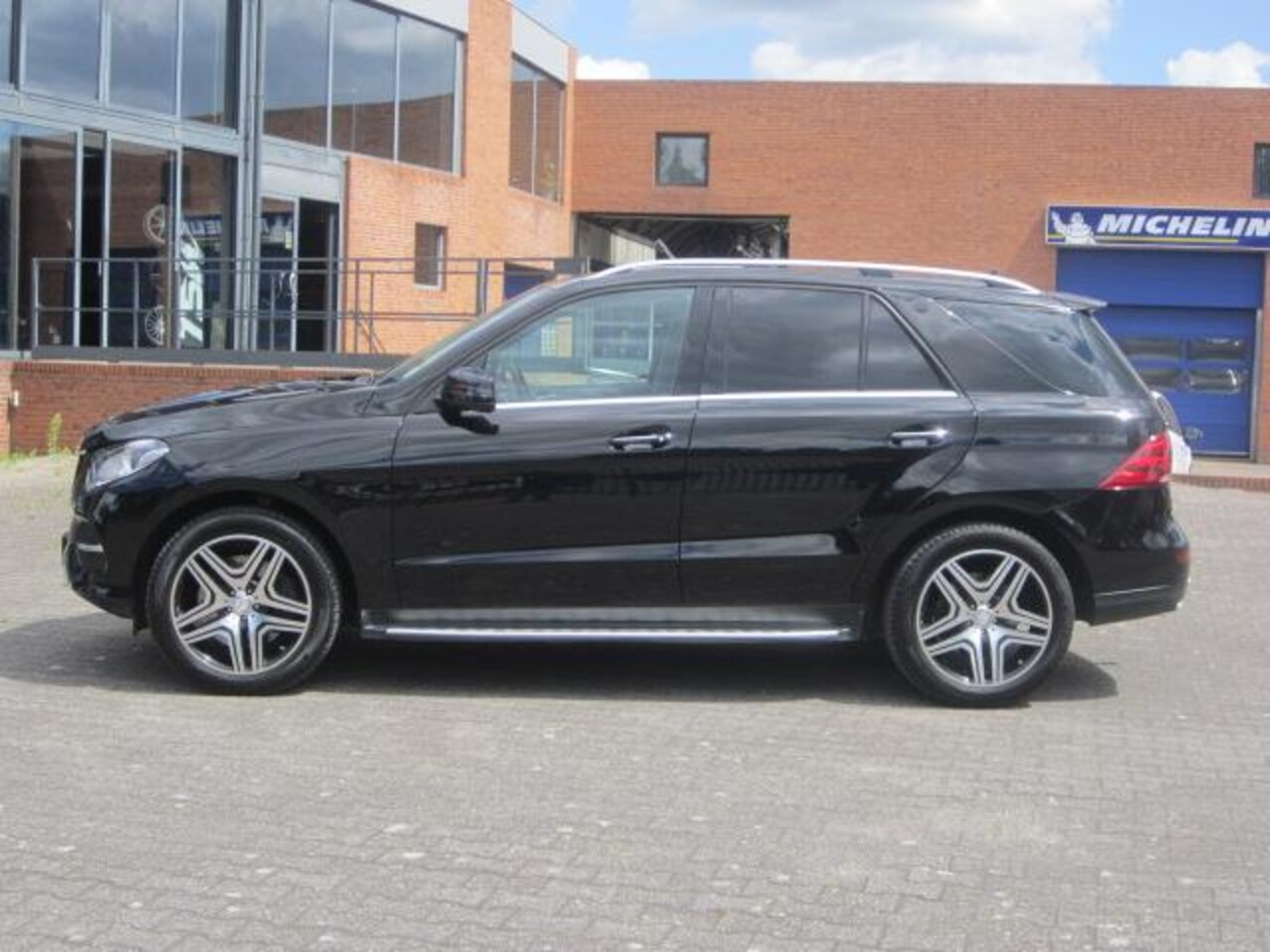 Mercedes-Benz GLE-Klasse - 500 4MATIC 500 4MATIC 455 PK