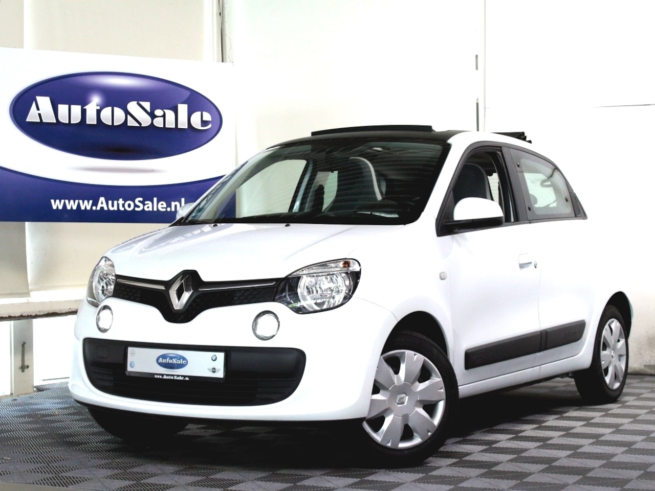 Renault Twingo - 1.0 SCe Intens VOUWDAK BLUETH AIRCO DEALEROH ! '17 - AutoWereld.nl