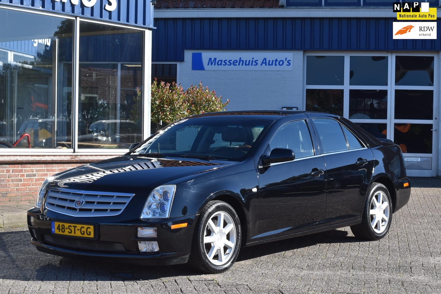 Cadillac STS - 3.6 V6 Sport Luxury 135dkm NAP Navi Clima Cruise Xenon PDC Nwe APK - AutoWereld.nl