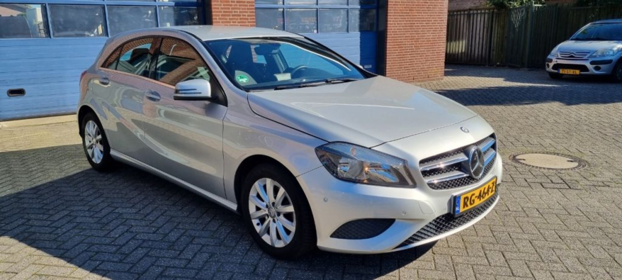 Mercedes-Benz A-klasse - 180 automaat - AutoWereld.nl