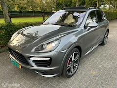 Porsche Cayenne - 4.8 Turbo 500pk panorama bose full options