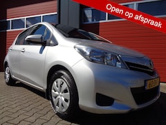 Toyota Yaris - 1.0 VVT-i Aspiration, 5DRS, Airco, Trekhaak, Camera