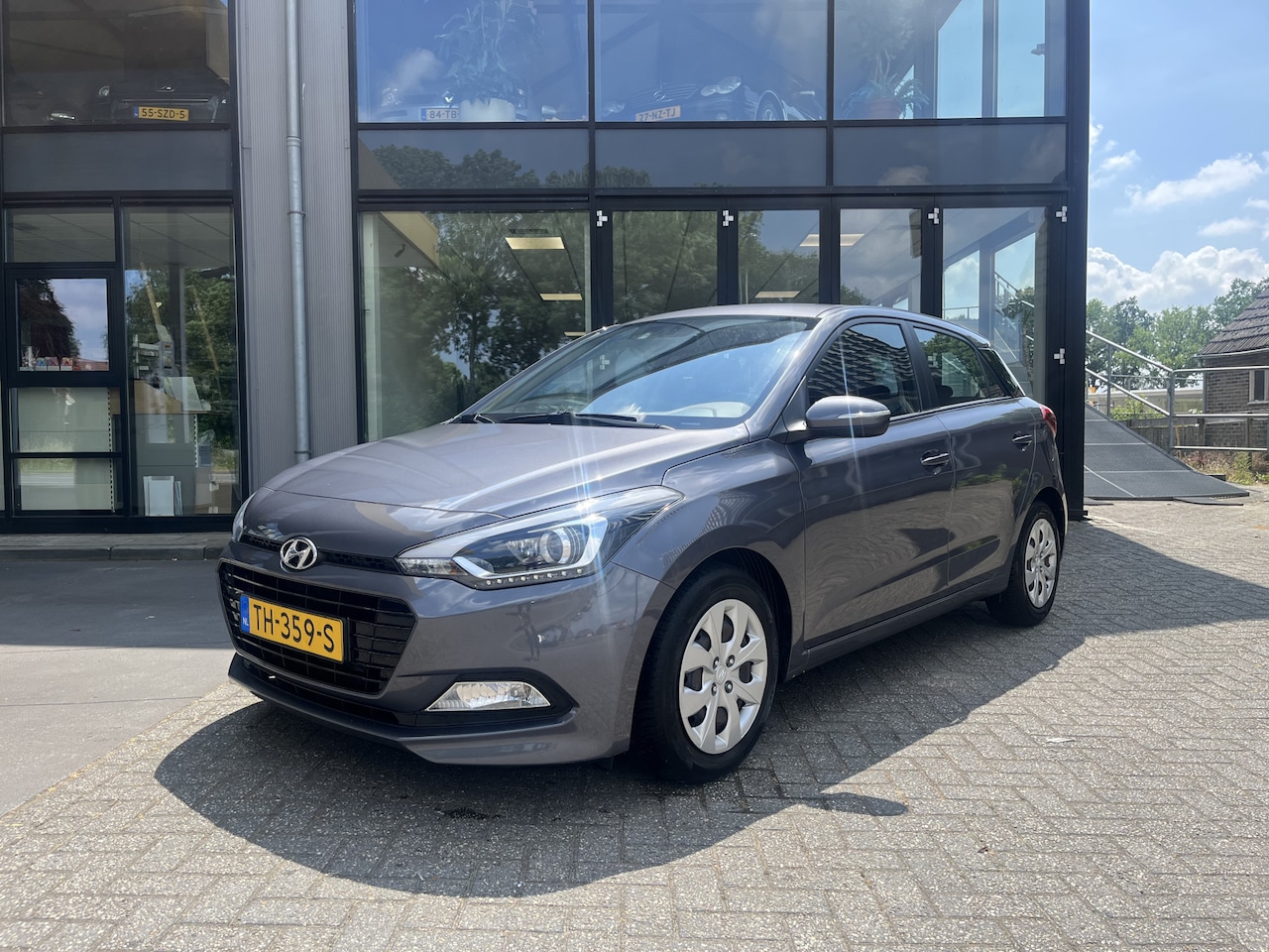 Hyundai i20 - 1.0 T-GDI Comfort Staat in De Krim - AutoWereld.nl