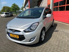 Hyundai ix20 - 1.6 exclusive AUTOMAAT PDC NAV PANNORAMA DAK