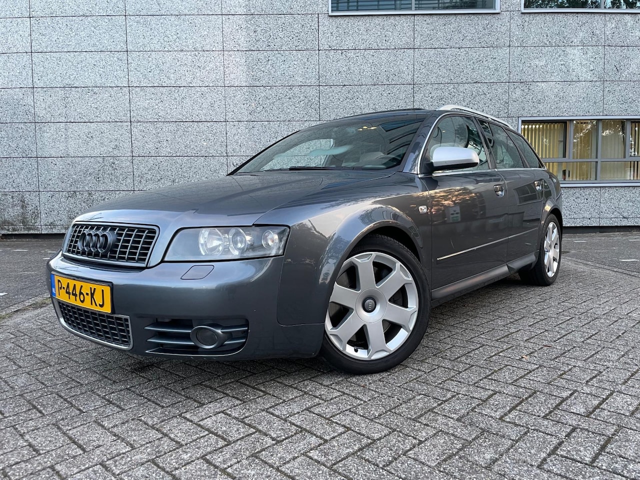 Audi A4 Avant - 4.2 V8 quattro S4 Pro Line 4.2 V8 quattro S4 Pro Line - AutoWereld.nl