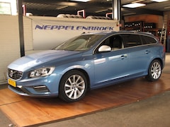 Volvo V60 - 1.5 T3 R-Design