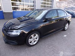 Volkswagen Jetta - 1.4 TSI HYBRID COMFORTLINE