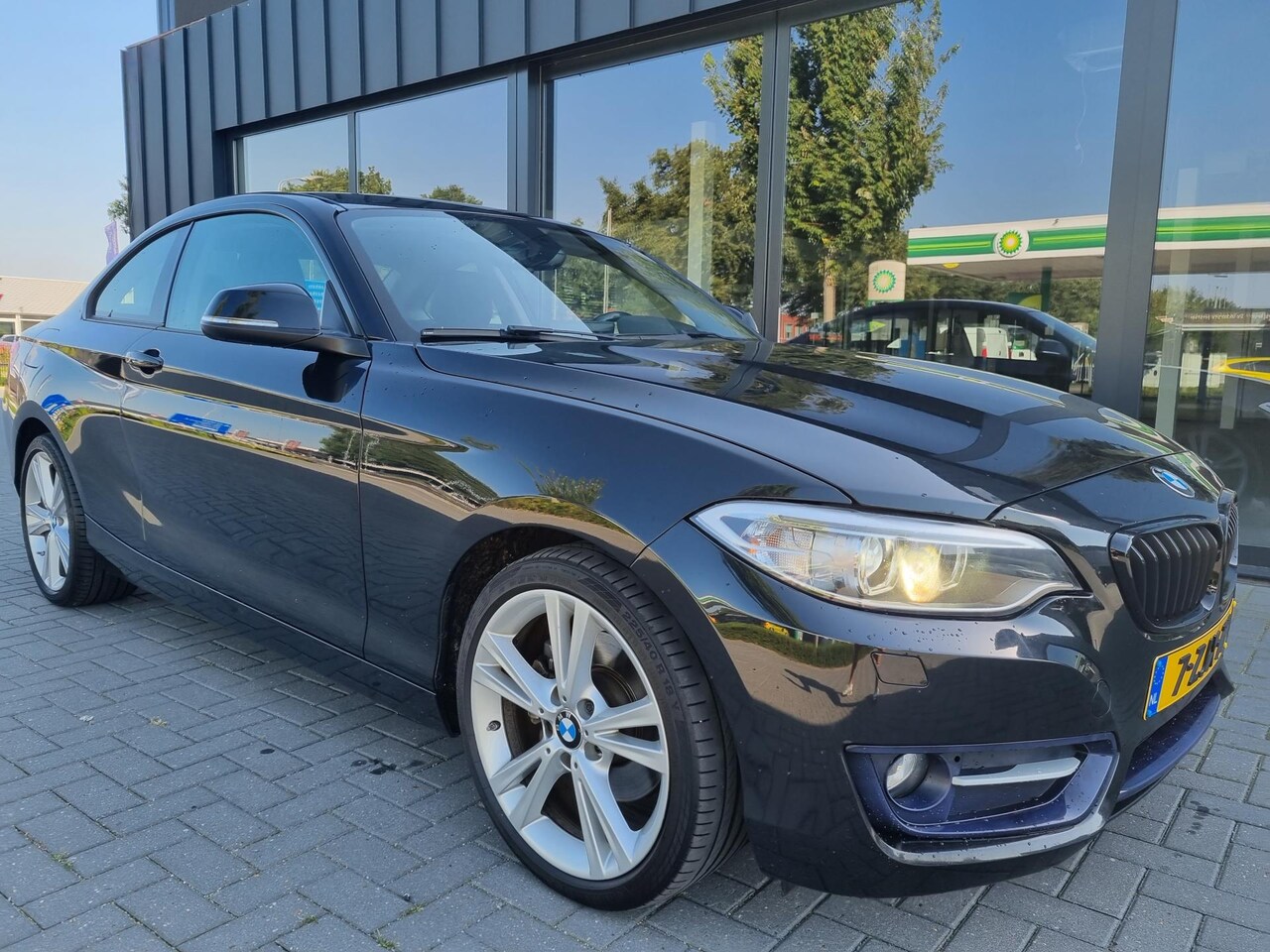 BMW 2 serie Coupé 220i High Executive Sportleder Navi 1e Eigenaar 2015 Benzine Occasion te