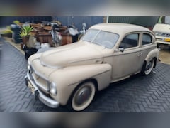 Volvo PV444 - katterug