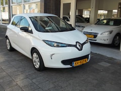 Renault Zoe - R 240 LIFE 22 KWH (HUUR ACCU) AIRCO, NAVIGATIE