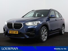 BMW X1 - xDrive25e Sport Line | Navigatie | Adaptve Cruise Control | Keyless | Camera | 18" LM velg