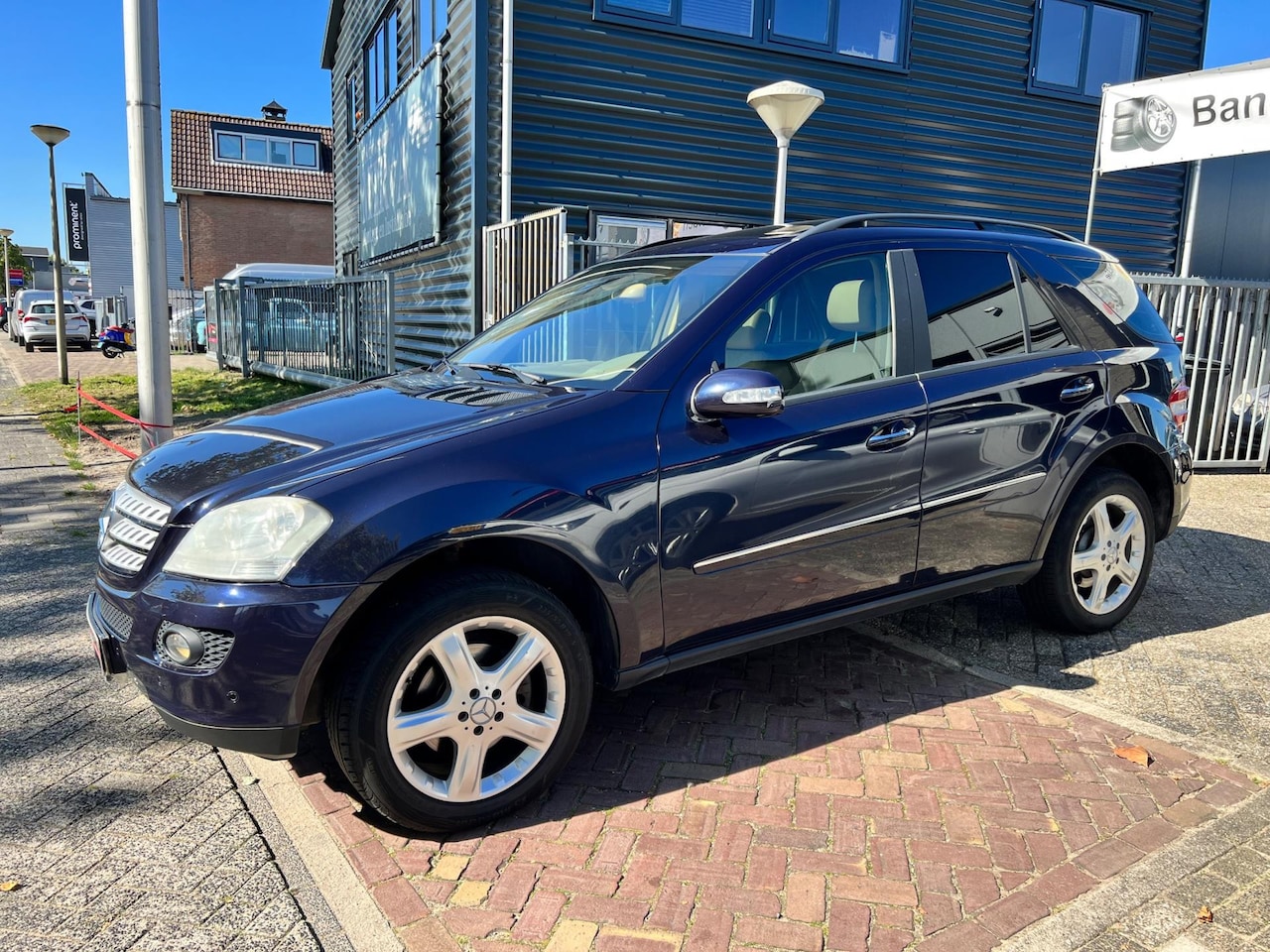 Mercedes-Benz M-klasse - 320 CDI 4-Matic Navi/Leer/Schuifdak - AutoWereld.nl