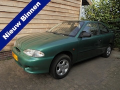 Hyundai Excel - 1.3i LS *SCHUURVONDST*36.000 org.km.*LOOPT NIET