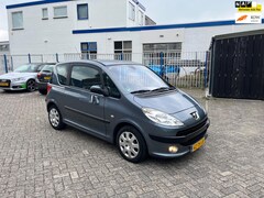 Peugeot 1007 - 1.6-16V Gentry AUTOMAAT