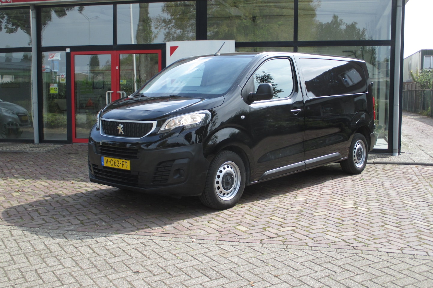 Peugeot Expert - 227S 1.6 BlueHDI 95 Pro L2, NAV, C.C, BLUETOOTH,AIRCO - AutoWereld.nl