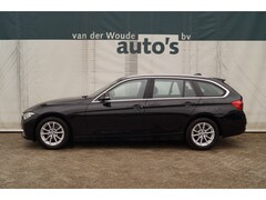 BMW 3-serie Touring - 318i Automaat Executive -LED-ECC-PDC-NAVI
