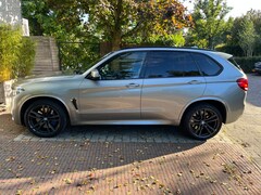 BMW X5 - M 575pk