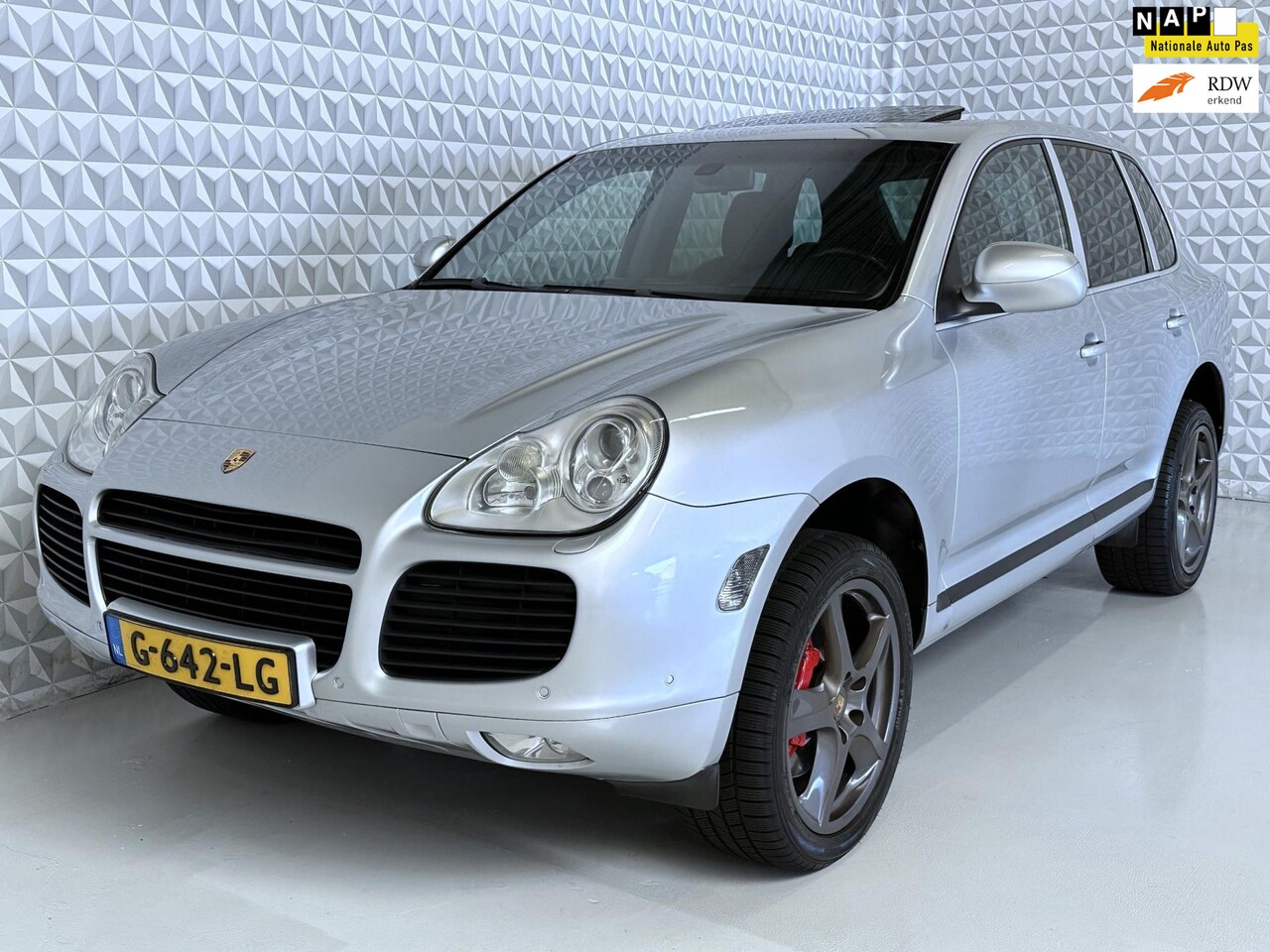 Porsche Cayenne - 4.5 Turbo Schuifdak + Trekhaak + Navigatie + Xenon - AutoWereld.nl