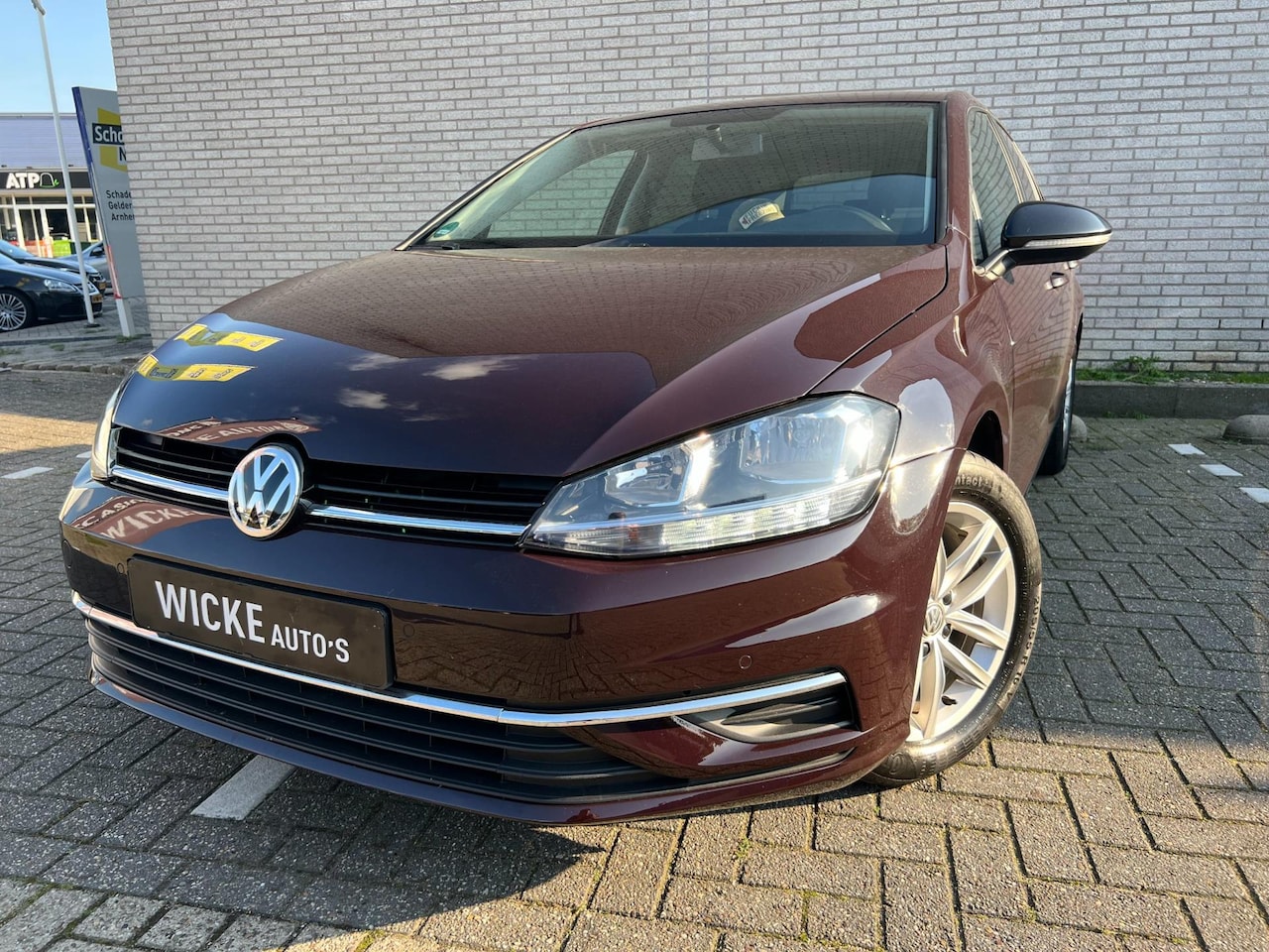 Volkswagen Golf - 1.0 TSI Comfortline PDC Airco 2017 facelift Led - AutoWereld.nl