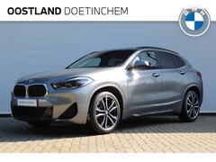 BMW X2 - sDrive18i High Executive M Sport Automaat / Panoramadak / Achteruitrijcamera / Sportstoele