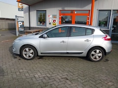 Renault Mégane - 2.0 Dynamique