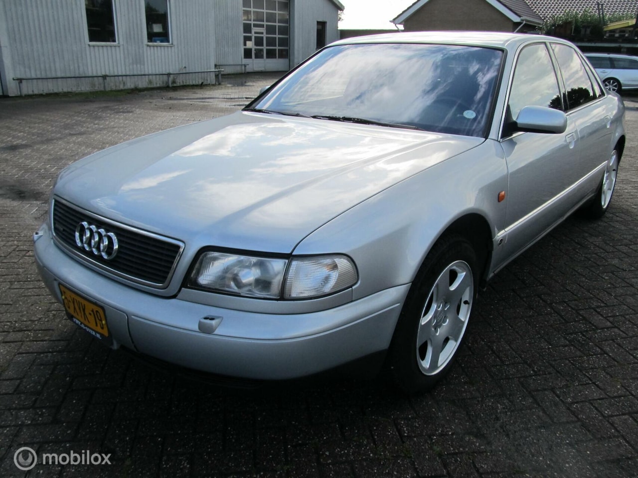 Audi A8 - 4.2 quattro diplomaat ,145472 km ,liefhebbers auto - AutoWereld.nl