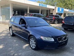 Volvo V70 - 2.5T 231pk Kinetic 5 Cilinder Bifuel