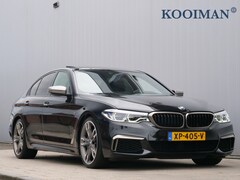BMW 5-serie - M550i xDrive Automaat 463 Pk High Executive Navi / Leer / Softclose / Camera / Apple Carpl