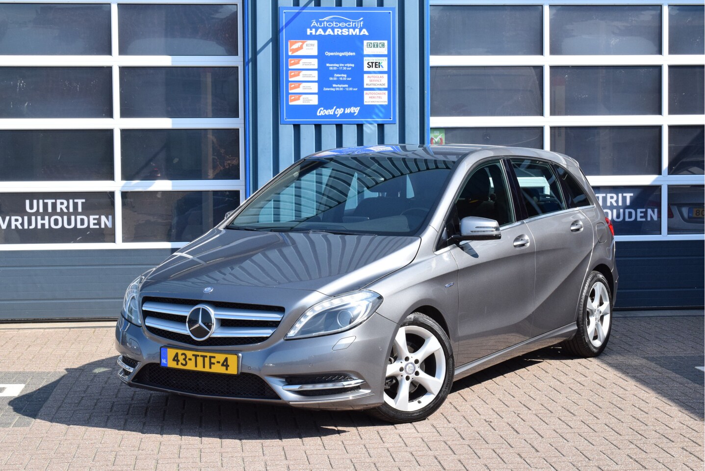 Mercedes-Benz B-klasse - 180 Ambition 180 Ambition - AutoWereld.nl