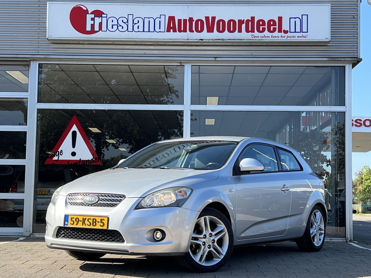 Kia Pro cee'd - 1.6 X-ecutive LPG G3 / PDC / LMV / Clima / 2010 - AutoWereld.nl