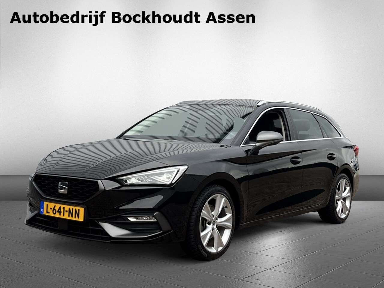 Seat Leon Sportstourer - 1.5 eTSI FR Business Intens | Virtual Display | Apple Carplay | - AutoWereld.nl