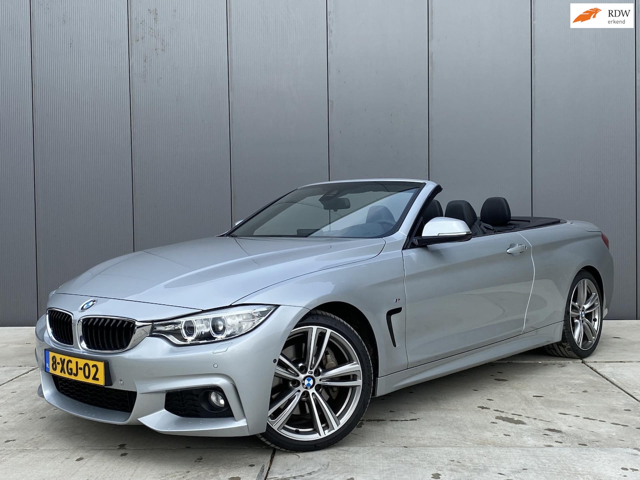 BMW 4-serie Cabrio - 435i High Executive M-Pakket Origineel NL / Head-Up / 19 Inch - AutoWereld.nl