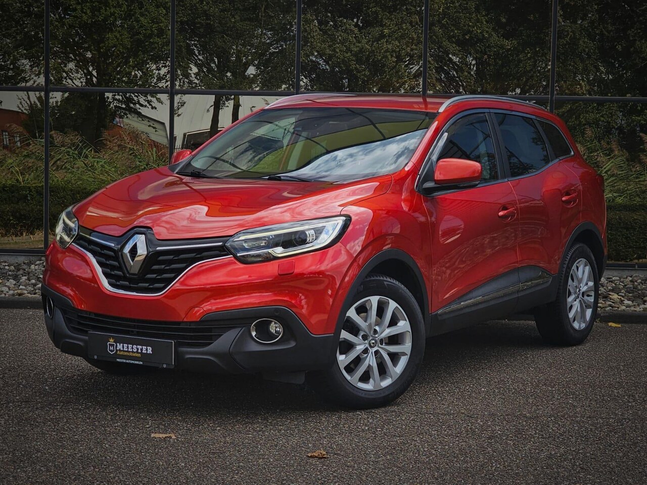 Renault Kadjar - 1.2 TCe Intens >NAVI >LANE ASSIST >PDC - AutoWereld.nl
