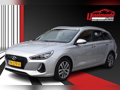 Hyundai i30 Wagon - 1.4 T-GDI Premium PDC Climate/Cruise Navi BTW auto 1277 euro BPM