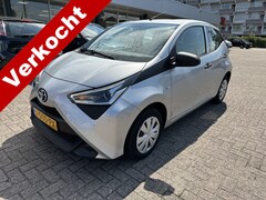 Toyota Aygo - 1.0 VVT-i x-fun Airco Cruise Bluetooth Nap