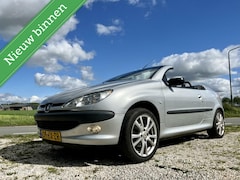 Peugeot 206 CC - 1.6-16V XS, BJ 2002, Leer, Nette Cabriolet