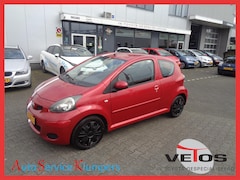 Toyota Aygo - 1.0 Aspiration Red