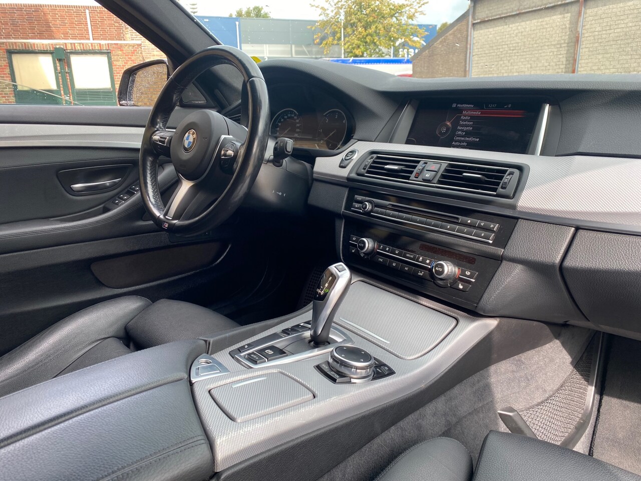 BMW 5-serie 520d M Sport Edition | Virtual Cockpit + Heads up display ...
