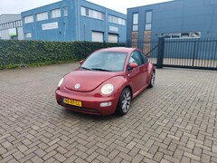 Volkswagen New Beetle - 2.0 Highline