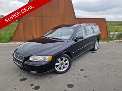Volvo V70 - 2.4 1800 kg trekgewicht NAP APK CLIMA ijskoud Youngtimer