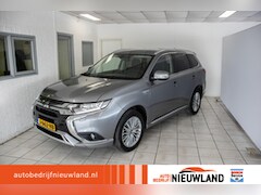 Mitsubishi Outlander - 2.4 PHEV Pure+