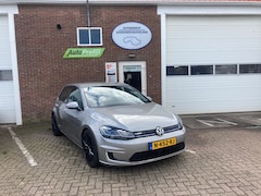 Volkswagen e-Golf - e-Golf 136PK, Virtual Cockpit, Apple carplay, Navigatie, € 2000, - subsidie mogelijk