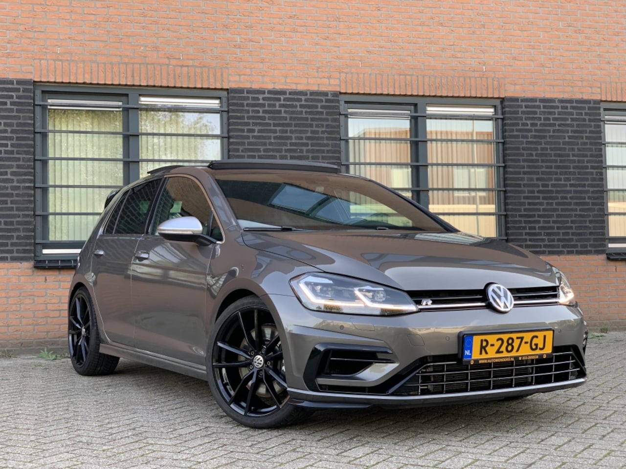 Volkswagen Golf - 7 r 20 2.0 TSI R 4M - AutoWereld.nl