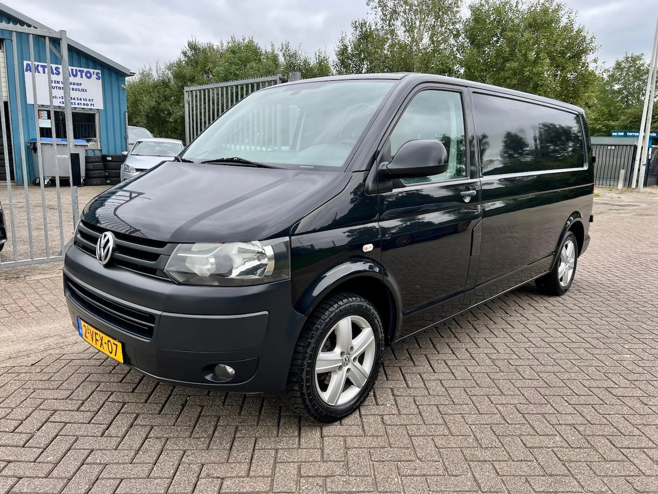 Volkswagen Transporter - 2.0 TDI Lang Airco Navi Cruise - AutoWereld.nl