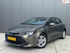 Toyota Corolla - 1.8 Hybrid Active / Navigatie / Adaptieve Cruise / DAB