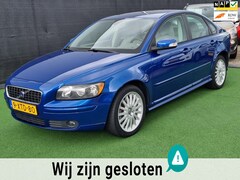 Volvo S40 - 2.5 T5 R-Design AUTOMAAT
