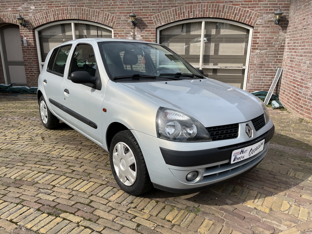 Renault Clio - 1.2-16V Expression 1.2-16V Expression - AutoWereld.nl