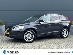Volvo XC60 - 2.0T Momentum | Navigatie | 19" | Trekhaak | Xenon |